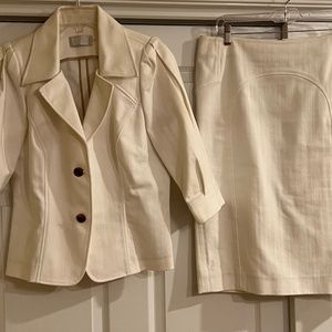 Badgley Mischka Light-Weight Skirt Suit Size 10